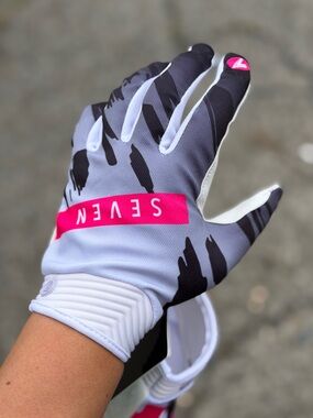 Gloves
